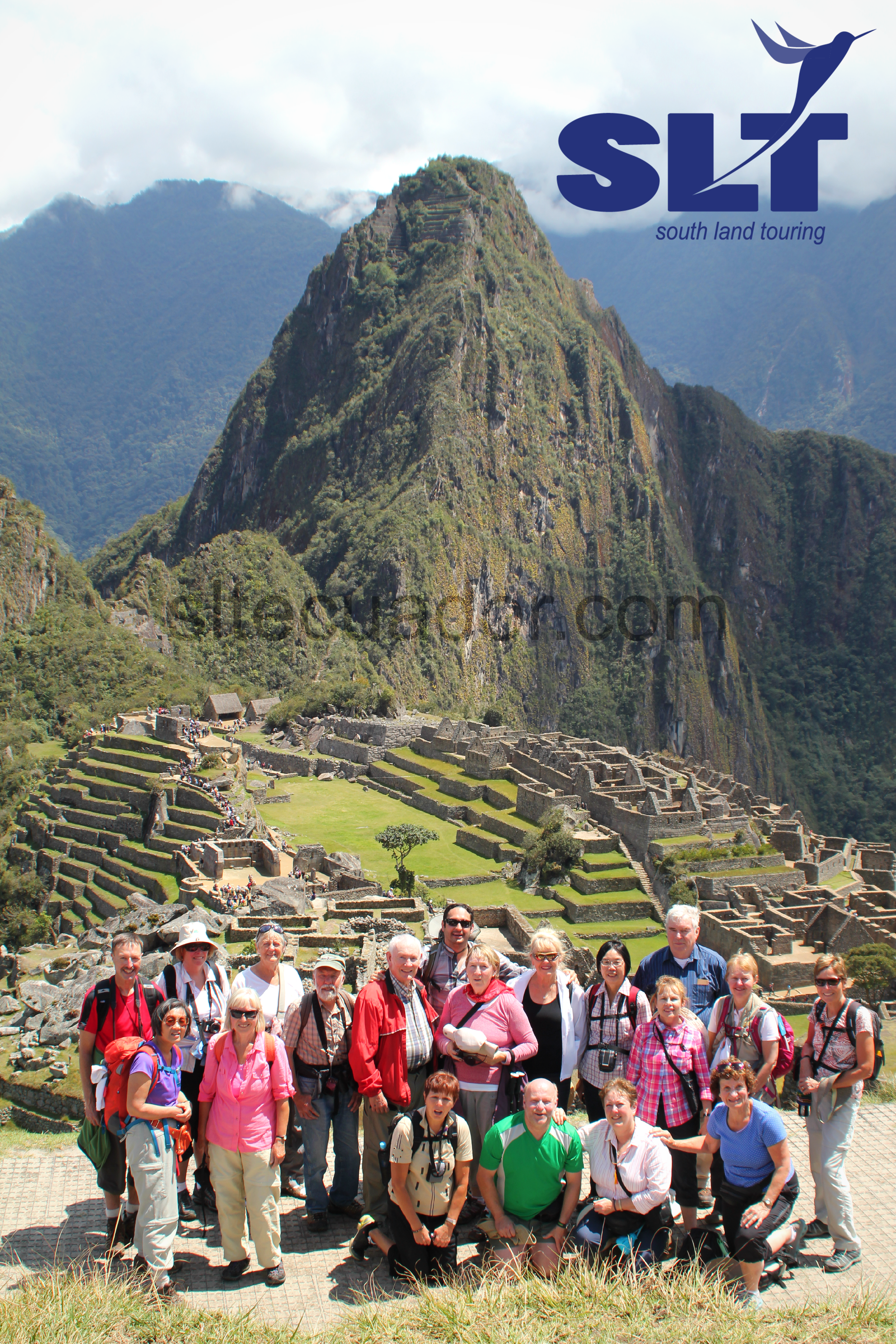 Macchu Picchu SLTEcuador with group and tour leader